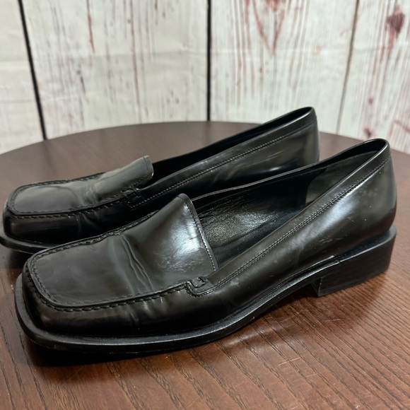 PRADA LOAFERS black patent leather vintage 90s Y2K in size 35. GUC - Picture 5 of 15
